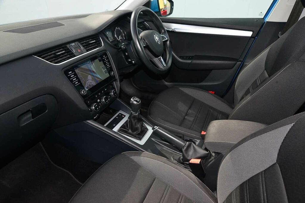 Skoda Octavia 2.0 Tdi Cr Se Technology Blue #2