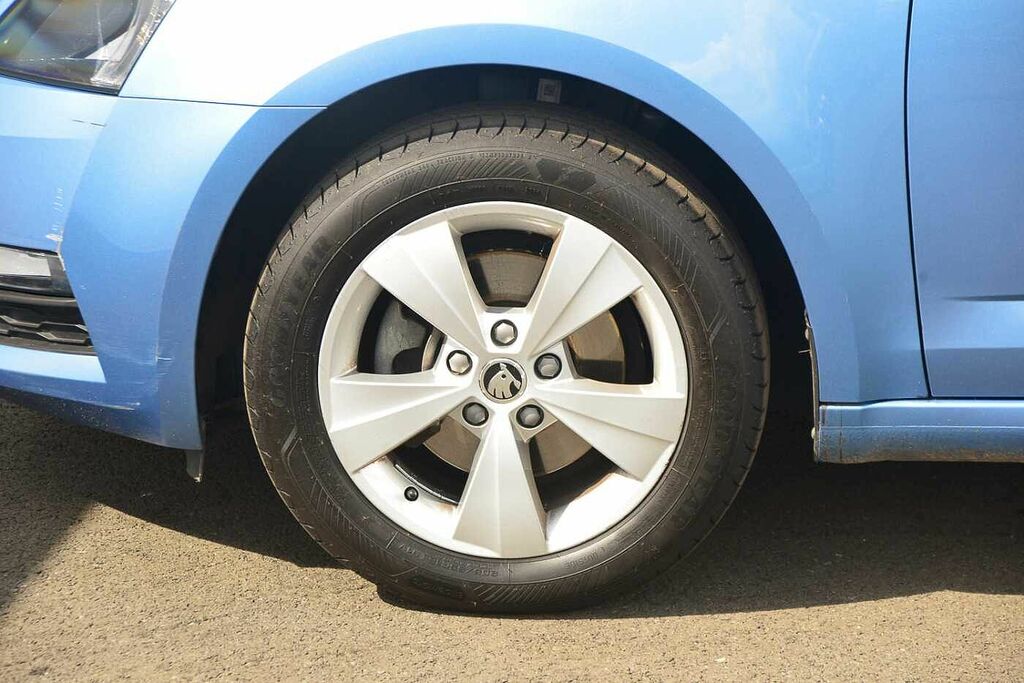 Skoda Octavia 2.0 Tdi Cr Se Technology Blue #5
