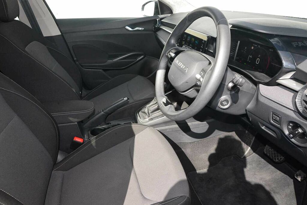 Skoda Fabia 1.0 Tsi 116 Design Edition Dsg LE25EHH Grey #6