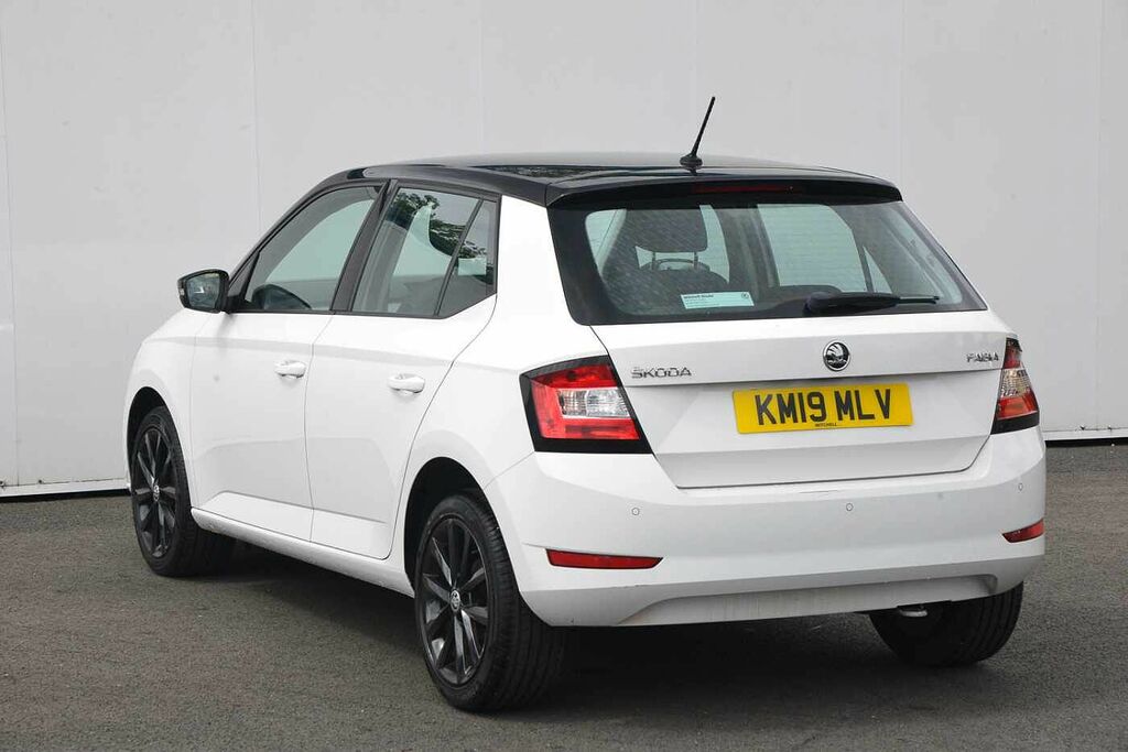 Skoda Fabia 1.0 Tsi Colour Edition KM19MLV White #3