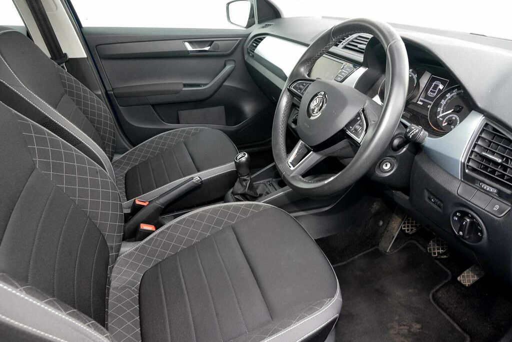 Skoda Fabia 1.0 Mpi 75 Colour Edition KK19MGV Blue #6
