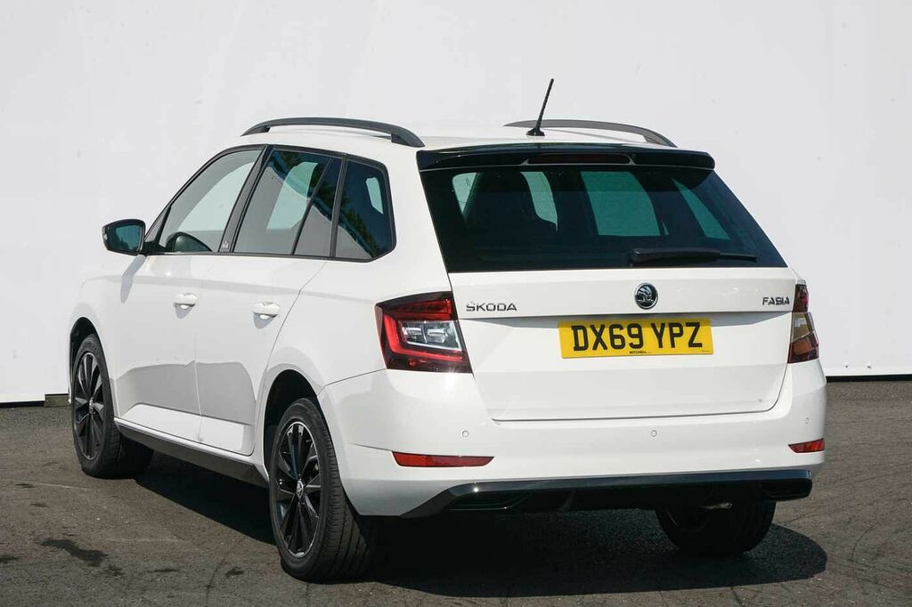 Skoda Fabia 1.0 Tsi Monte Carlo DX69YPZ White #3