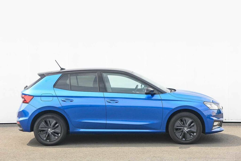 Skoda Fabia 1.0 Tsi 116 Design Edition PK25ZVJ Blue #4
