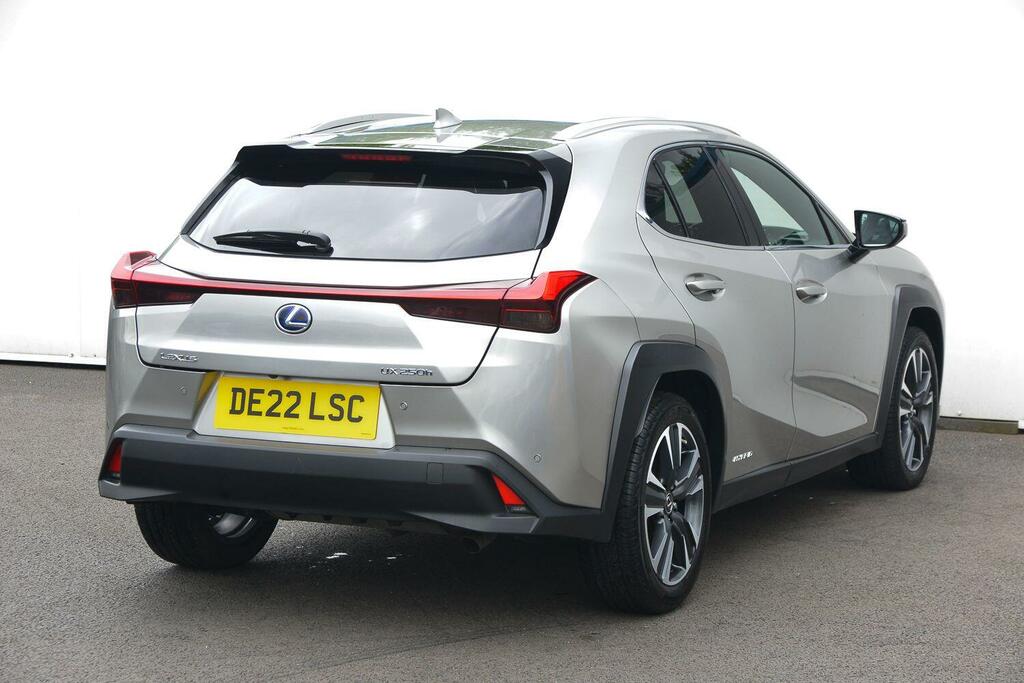 Lexus UX 250H 2.0 Cvt Without Nav DE22LSC Silver #6