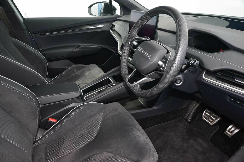 Skoda ENYAQ 210Kw 85X Sportline 82Kwh 4X4 CP25GHD Silver #6