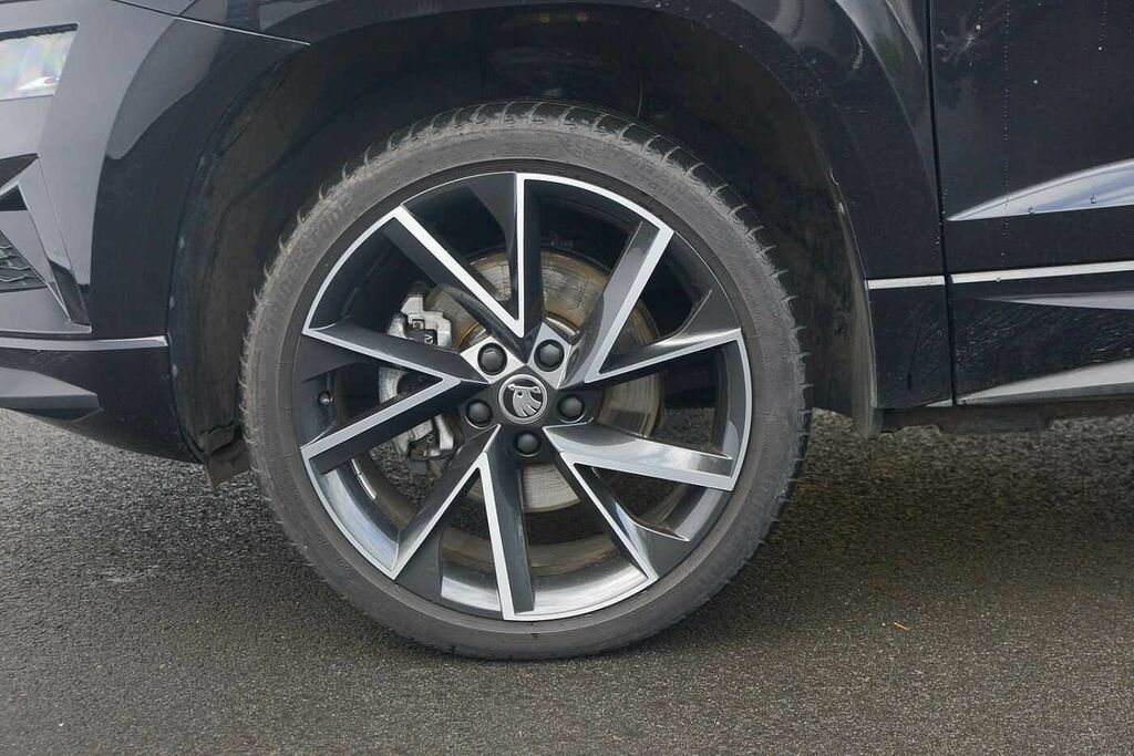 Skoda Karoq 1.5 Tsi Sportline Dsg DA23WJD Black #5