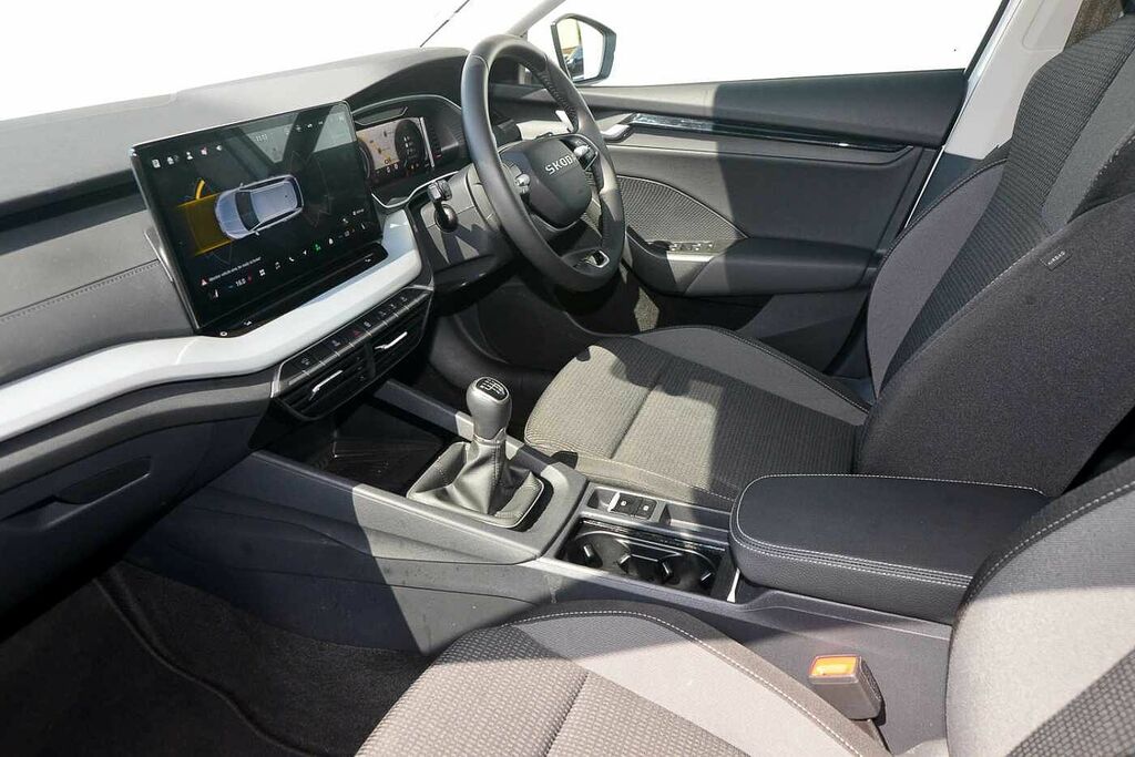 Skoda Octavia 1.5 Tsi Se Technology GJ75MRO White #2