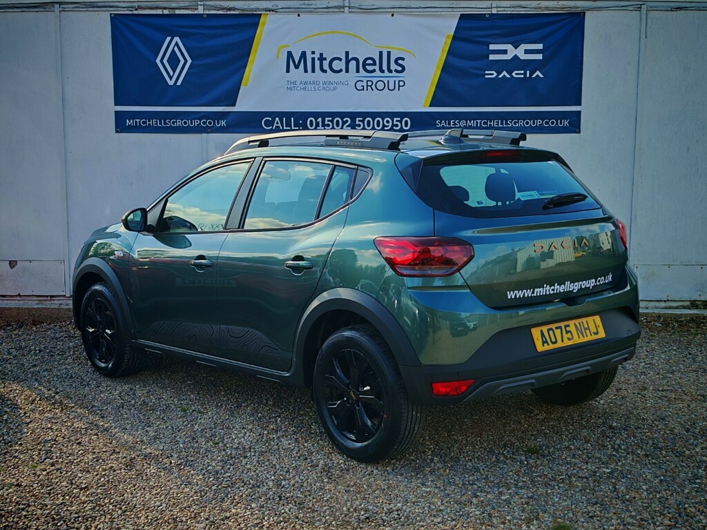 Dacia Sandero Stepway 1.0 Tce Extreme Cvt Green #4