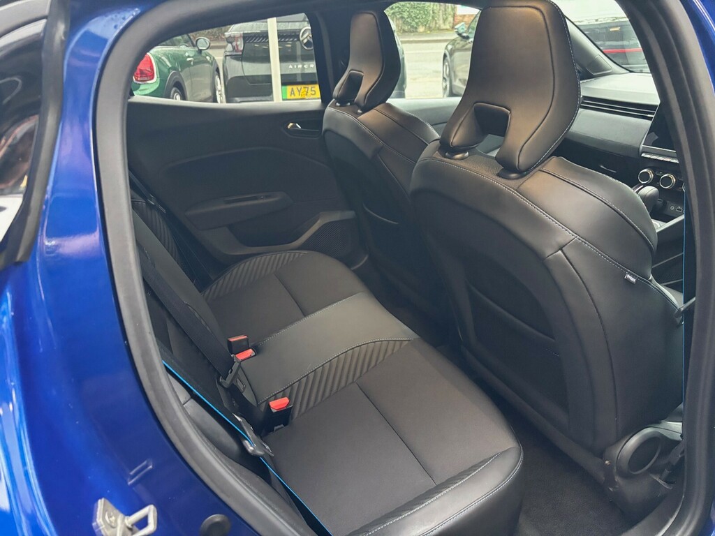 Renault Clio 1.6 E-tech Full Hybrid 145 Esprit Alpine AP73HGD Blue #4
