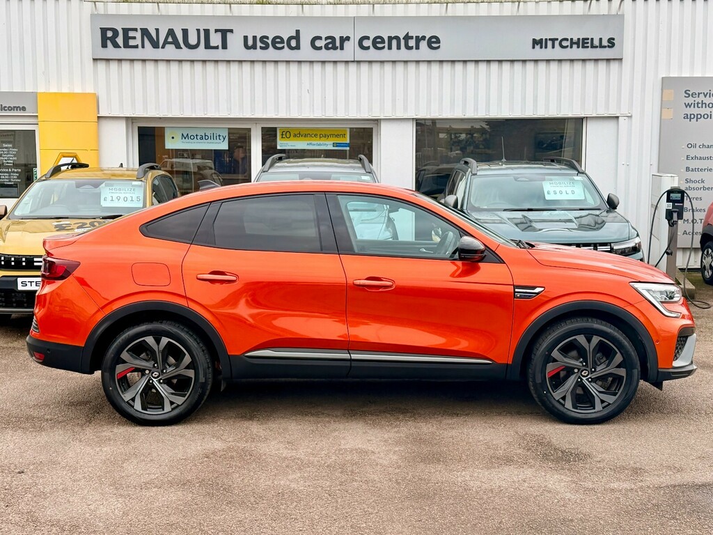 Renault Arkana 1.6 E-tech Hybrid 145 R.s. Line SJ72LZX Orange #3