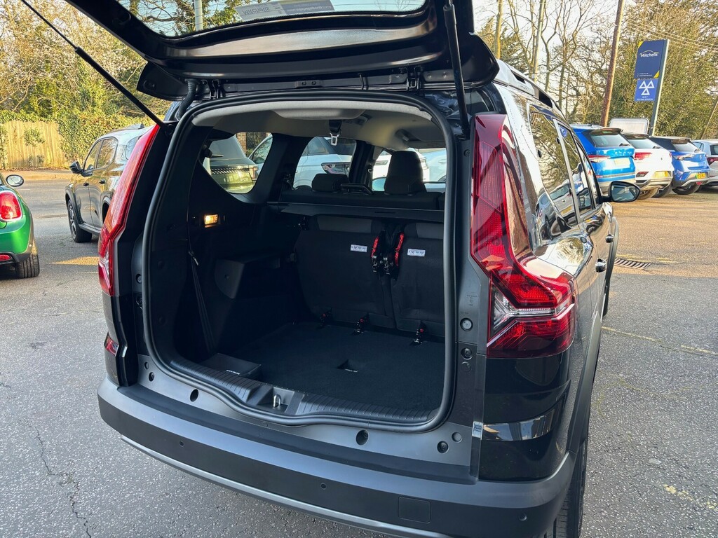 Dacia Jogger 1.0 Tce Extreme LT24TMZ Black #4