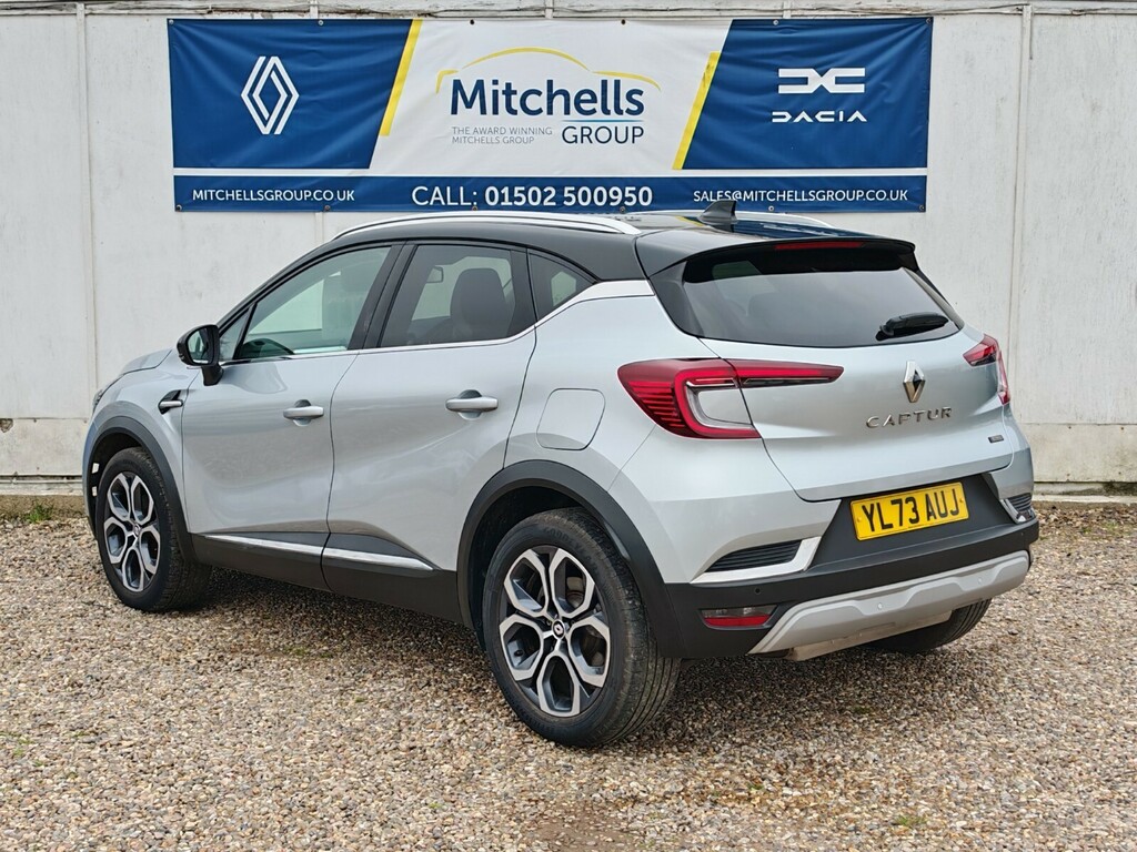 Renault Captur 1.6 E-tech Plug-in Hybrid 160 Techno YL73AUJ Black #4