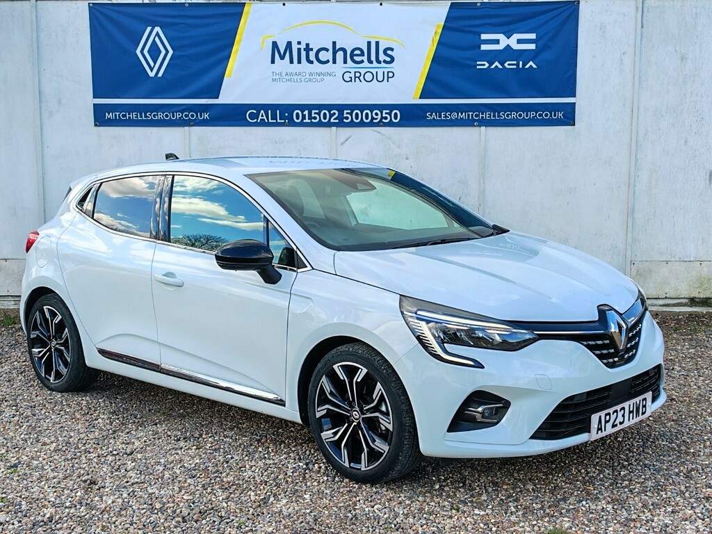 Renault Clio 1.6 E-tech Full Hybrid 145 Techno AP23HWB White #2