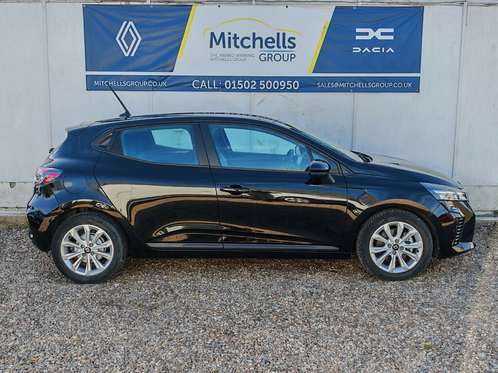 Renault Clio 1.6 E-tech Full Hybrid 145 Evolution AP73OOD Black #3