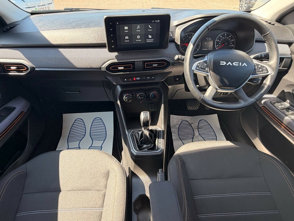 Dacia Sandero Stepway 1.0 Tce Expression Cvt AU23KMF White #4