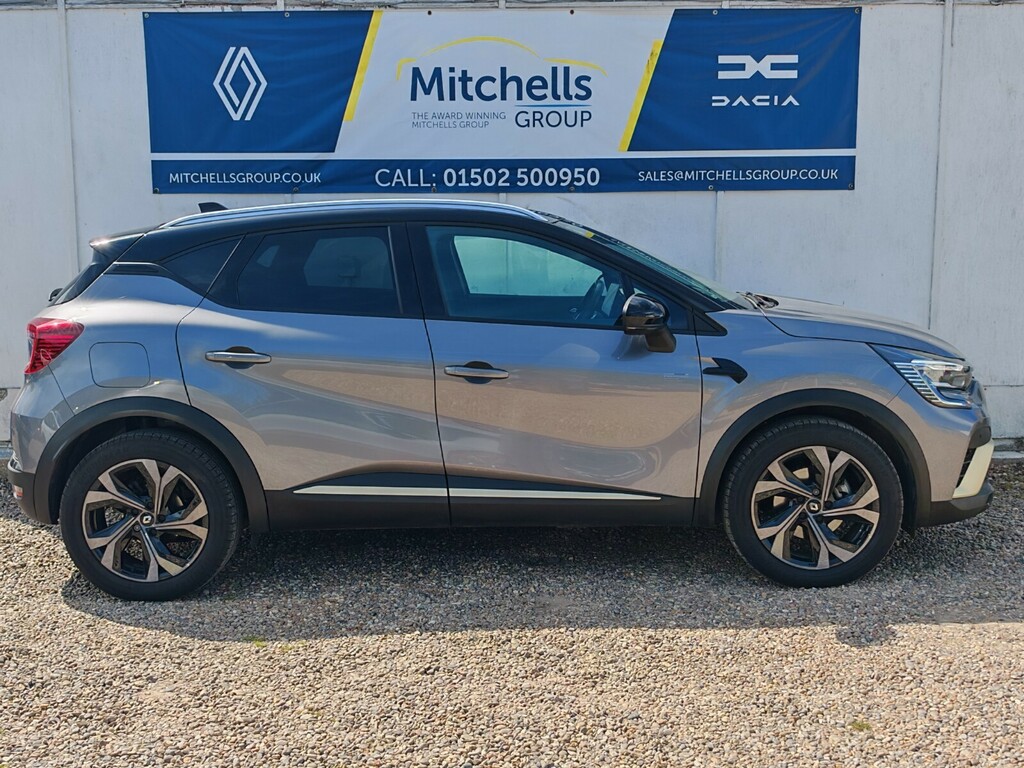 Renault Captur 1.6 E-tech Full Hybrid 145 Engineered AP24DWE Black #3