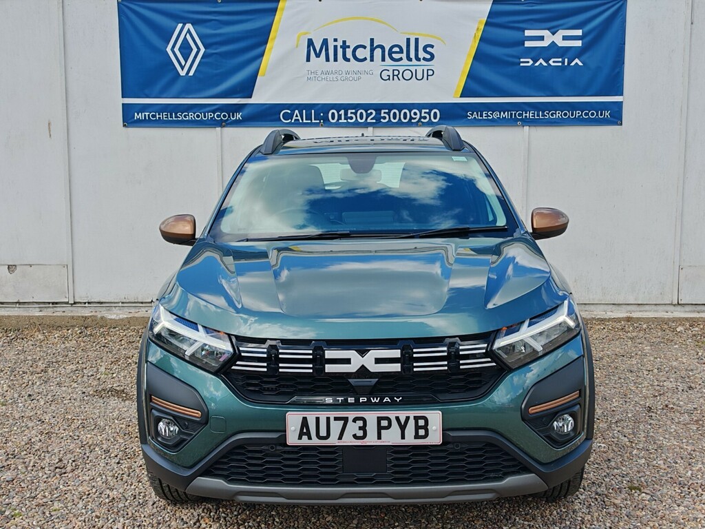 Dacia Sandero Stepway 1.0 Tce Extreme AU73PYB Green #5