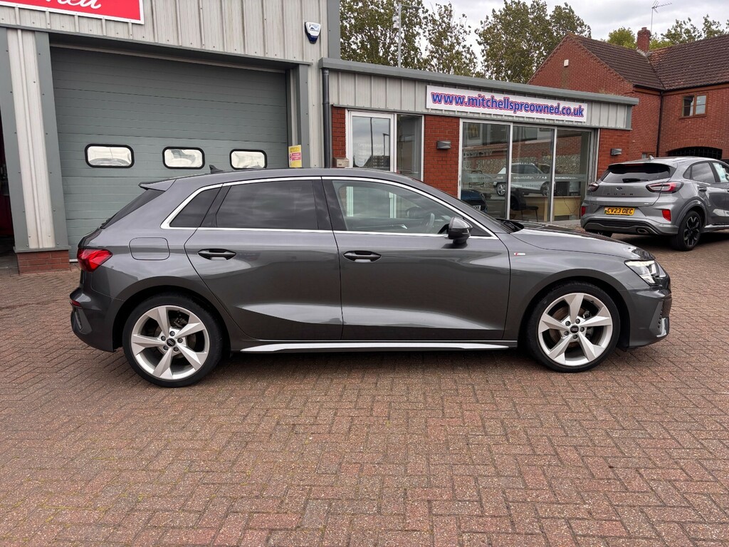 Audi A3 30 Tfsi S Line S Tronic AU24OVW Grey #6