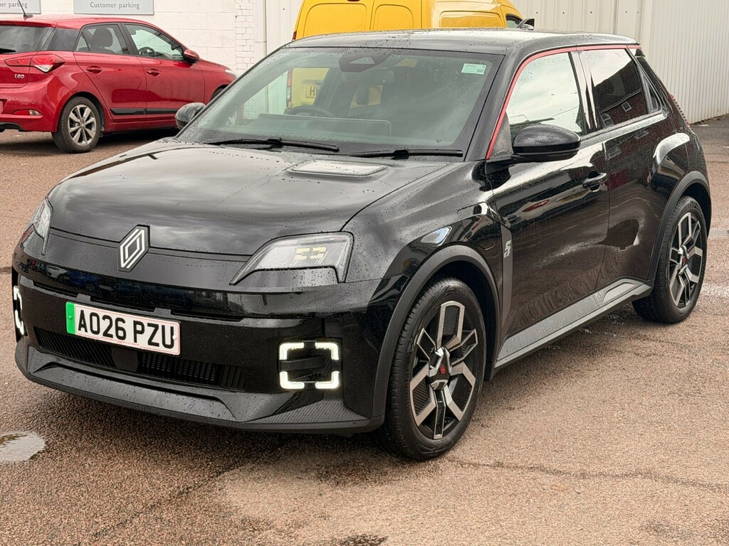 Renault 5 E-Tech 110Kw Techno Comfort Range 52Kwh Black #6