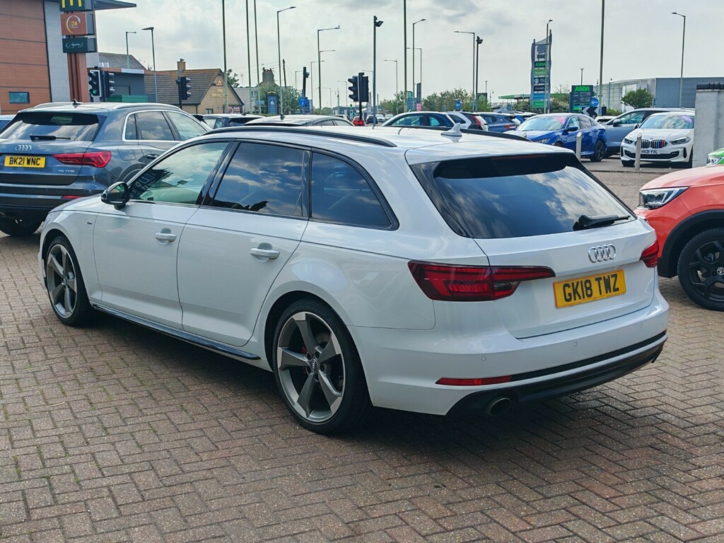 Audi A4 2.0T Fsi Black Edition S Tronic GK18TWZ White #5
