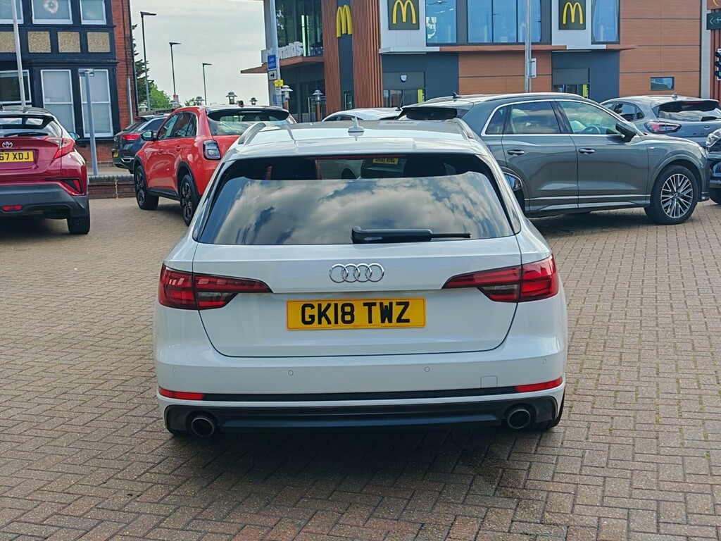 Audi A4 2.0T Fsi Black Edition S Tronic GK18TWZ White #6