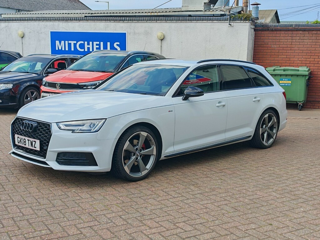 Audi A4 2.0T Fsi Black Edition S Tronic GK18TWZ White #4