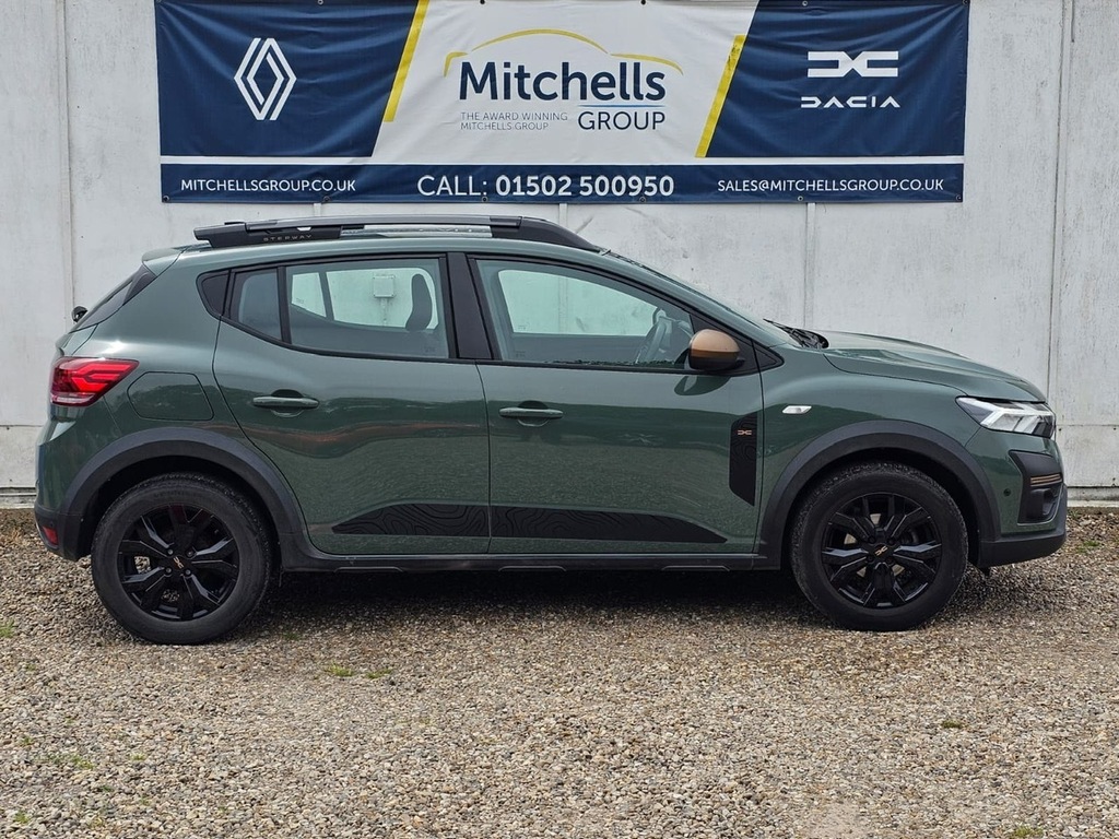 Dacia Sandero Stepway 1.0 Tce Bi-fuel Extreme Green #2