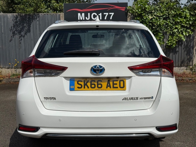 Toyota Auris 1.8 Vvt-h Business Edition SK66AEO White #6