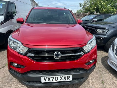 SsangYong Musso Saracen VX70XXR Red #4