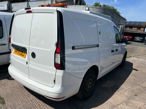 Volkswagen Caddy Maxi C20 Tdi Commerce FP71CXJ White #2