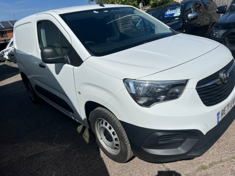 Vauxhall Combo L1h1 2300 Dynamic White