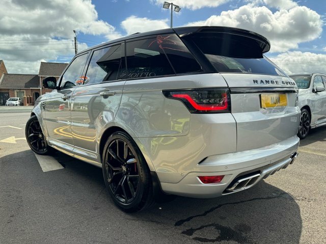 Land Rover Range Rover Sport 2019 5.0 P575 V8 Gpf Svr Suv 4Wd E NG69TVT Black #2