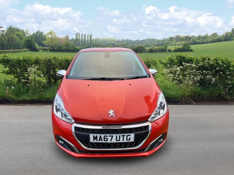 Peugeot 208 Allure Orange