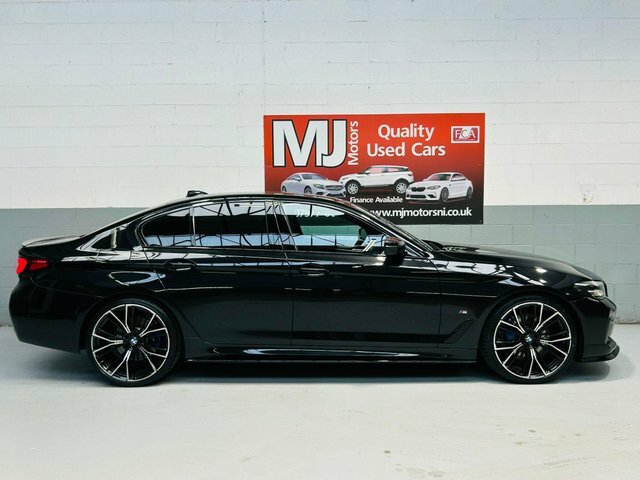 BMW 5 Series 530D Mht M Sport Black #4