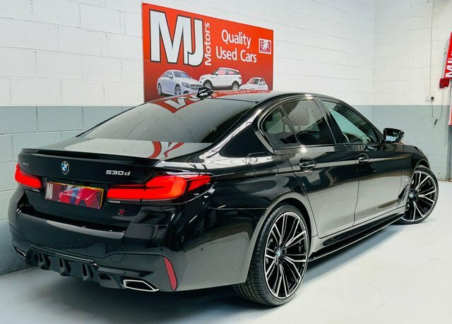 BMW 5 Series 530D Mht M Sport Black #5