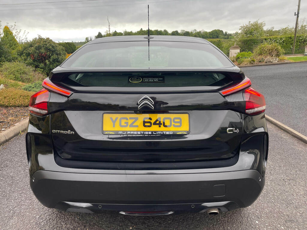 Citroen C4 1.5 Bluehdi Sense Plus YGZ6409 Black #4