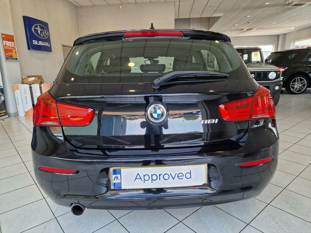 BMW 1 Series Hatchback 1.5 118I Se Euro 6 Ss 201666 LO66WKZ Black #6