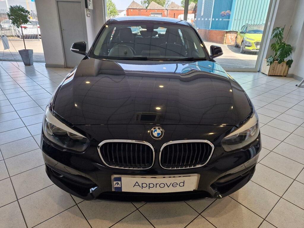 BMW 1 Series Hatchback 1.5 118I Se Euro 6 Ss 201666 LO66WKZ Black #5