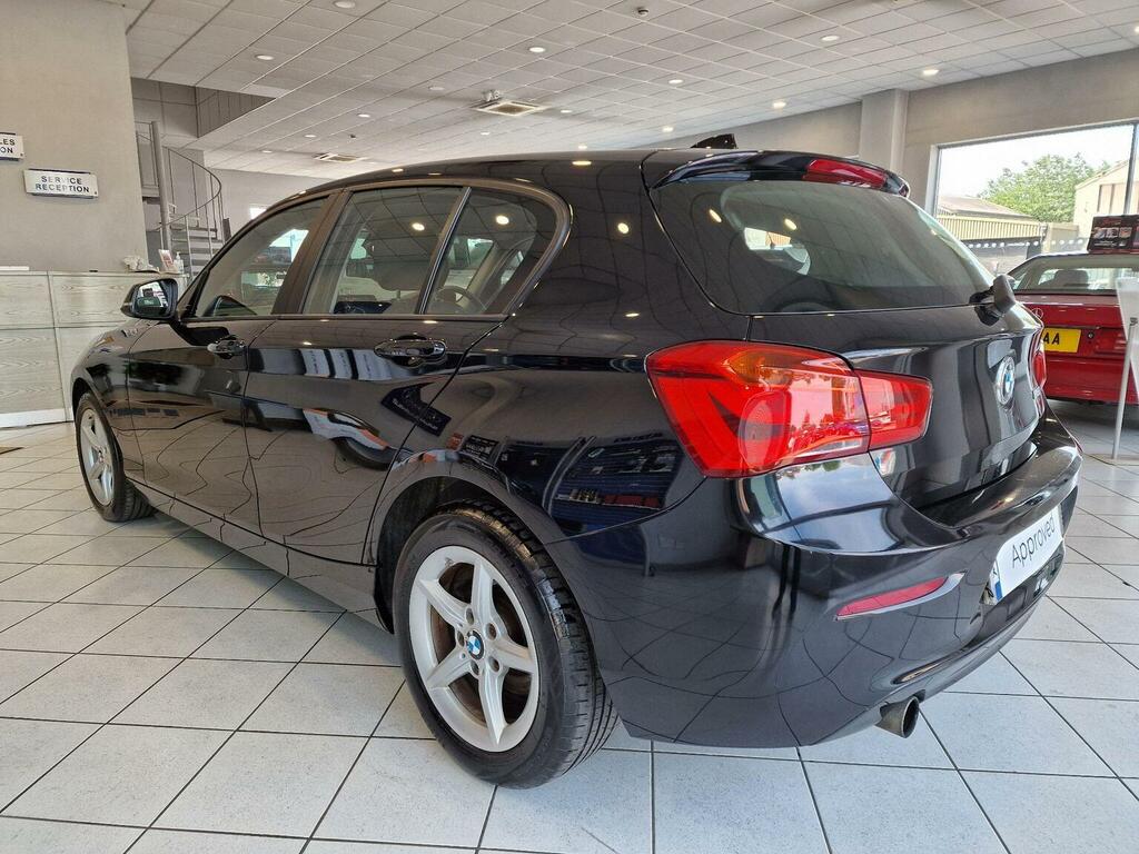BMW 1 Series Hatchback 1.5 118I Se Euro 6 Ss 201666 LO66WKZ Black #4