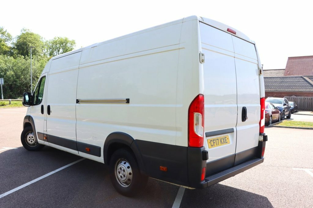 Peugeot Boxer 2L Professional CF17KXE White #3