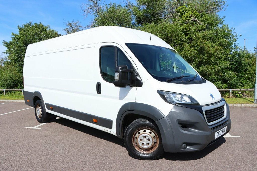 Peugeot Boxer 2L Professional CF17KXE White #2