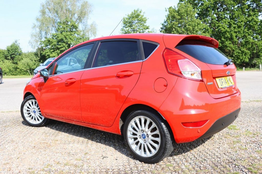 Ford Fiesta 1L Titanium DF14HYC Red #4