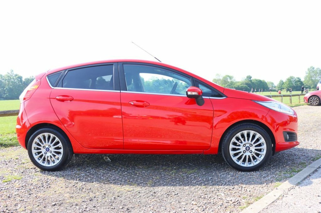 Ford Fiesta 1L Titanium DF14HYC Red #5