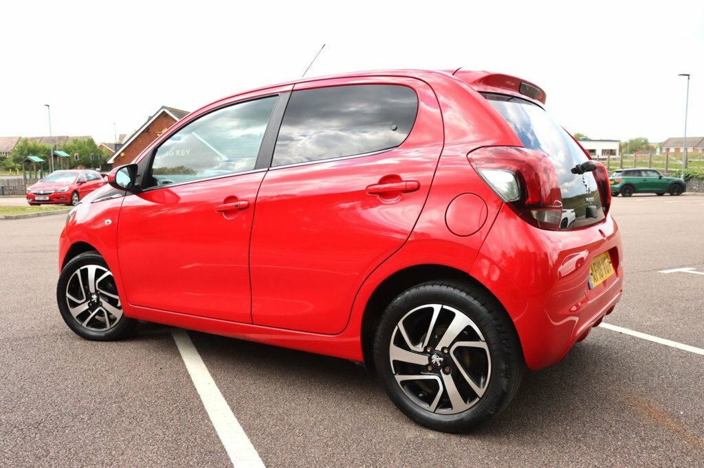 Peugeot 108 1.2L Allure AF18VGV Red #4