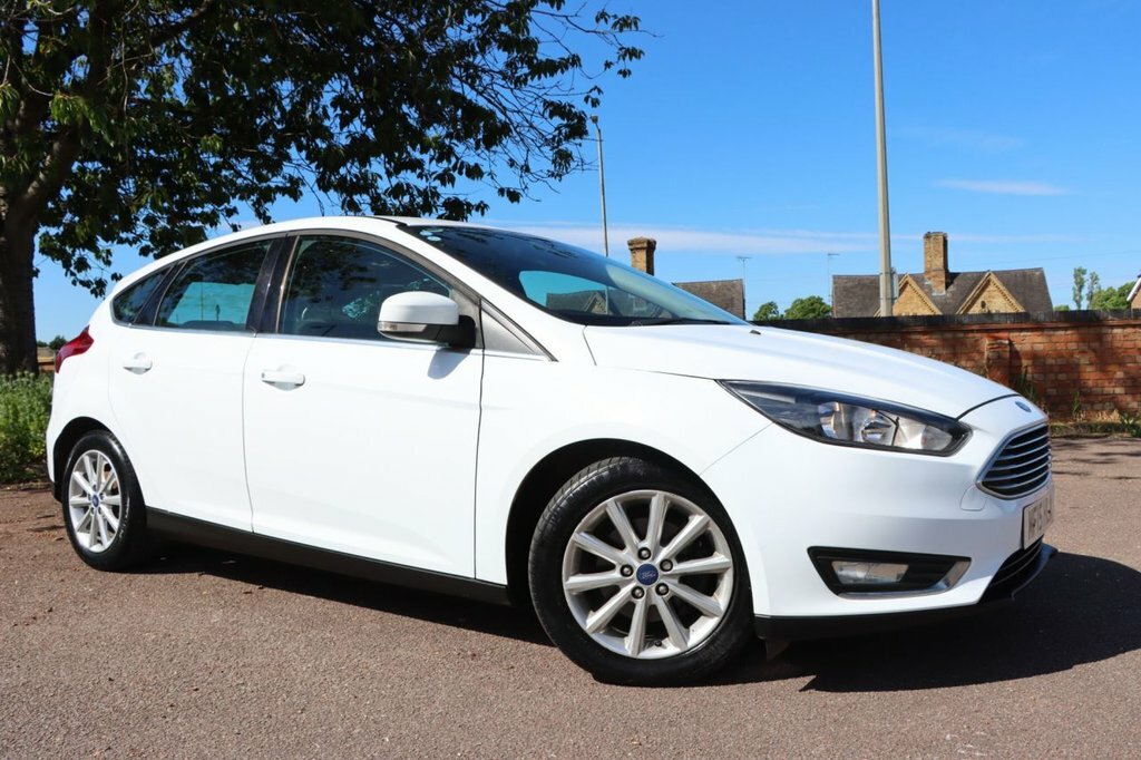 Ford Focus 1.6L Titanium MF15HLA White #2