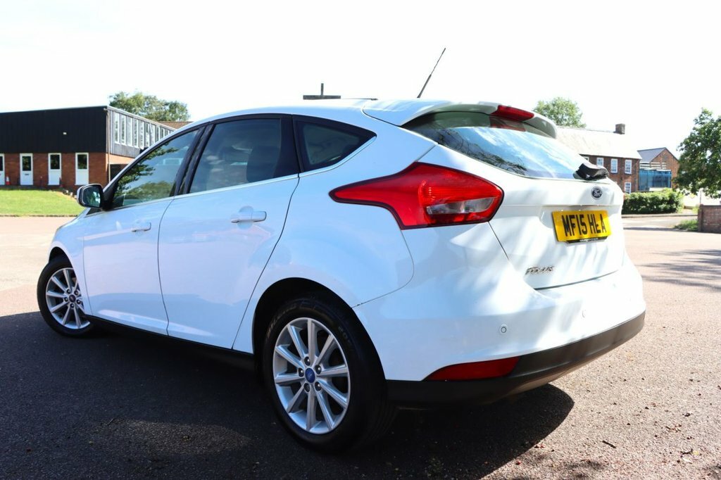 Ford Focus 1.6L Titanium MF15HLA White #3
