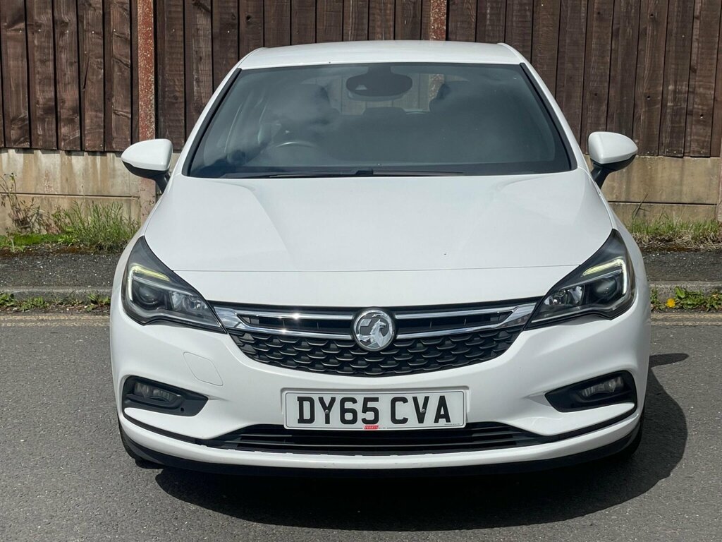 Vauxhall Astra 1.6 Cdti Blueinjection Sri Euro 6 Ss DY65CVA White #4