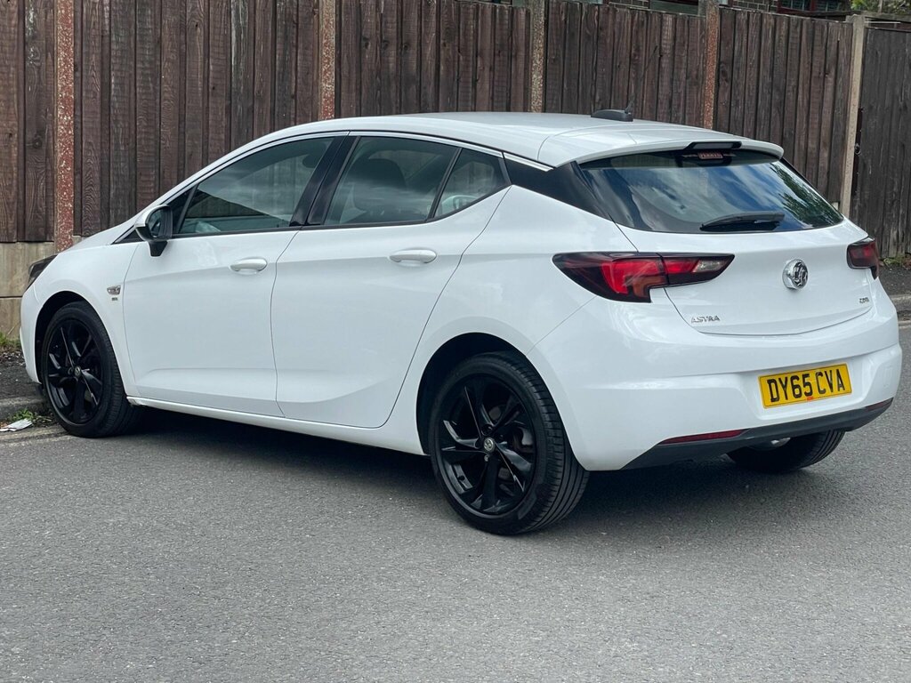 Vauxhall Astra 1.6 Cdti Blueinjection Sri Euro 6 Ss DY65CVA White #6