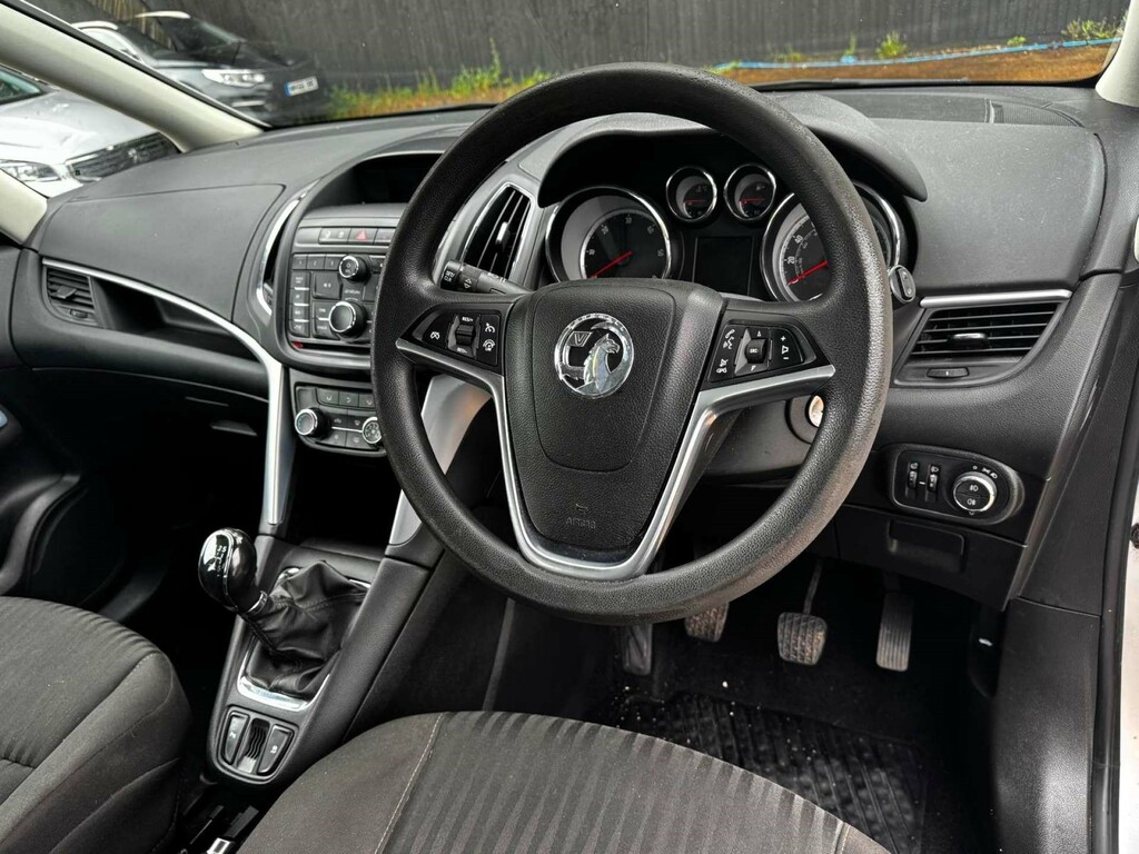 Vauxhall Zafira Tourer Exclusive Cdti  #3