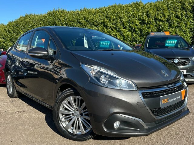 Peugeot 208 2019 1.2 Puretech 82 Signature Start Stop Gf GF68OJR Grey #3